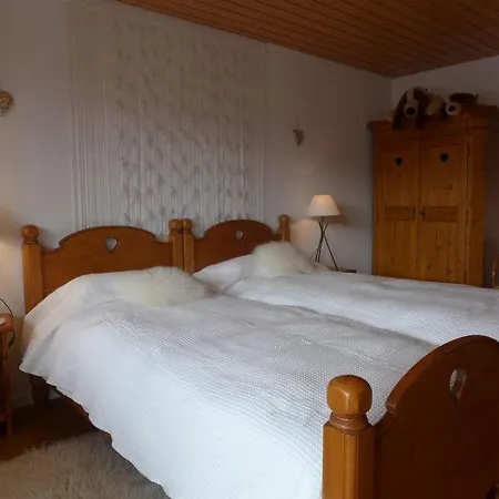 Sleeps 8 Wifi