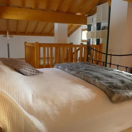 Sleeps 8 Wifi