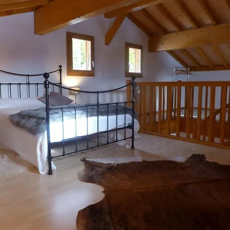 Sleeps 8 Wifi *